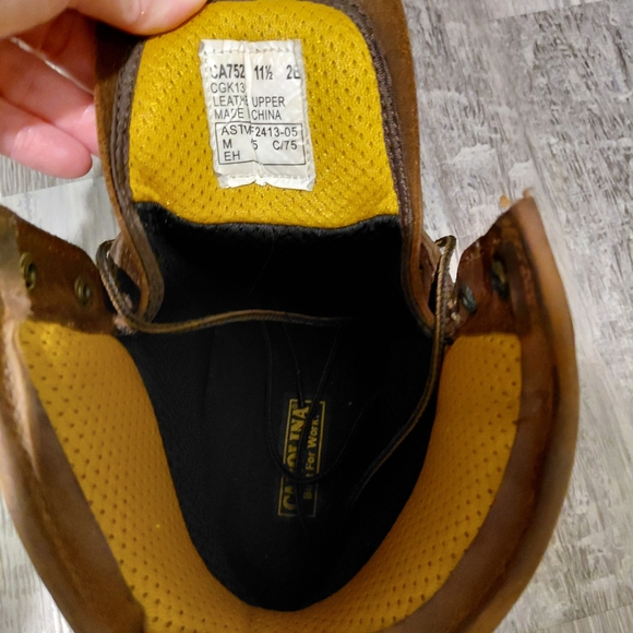 Men’s Brown Leather Work Boots - Picture 5 of 5